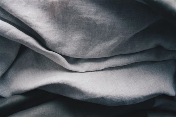 Hvide hørbukser er perfekte til garderoben