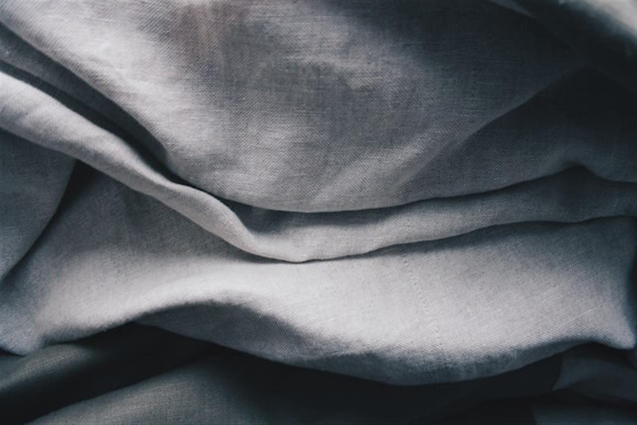 Hvide hørbukser er perfekte til garderoben