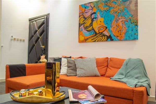 Lyddæmpende billeder: en æstetisk løsning på akustiske udfordringer